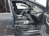 2021 Cadillac XT5 photo