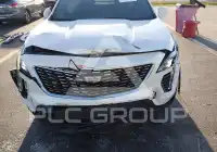 2021 Cadillac XT4 фото