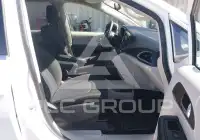 2021 Chrysler VOYAGER фото