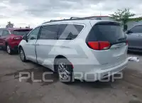2021 Chrysler VOYAGER фото