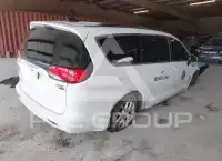 2021 Chrysler VOYAGER фото