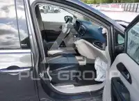 2021 Chrysler VOYAGER photo