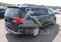 2021 Chrysler VOYAGER photo