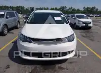 2021 Chrysler VOYAGER фото