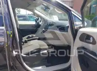 2021 Chrysler VOYAGER photo