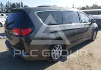 2021 Chrysler VOYAGER photo