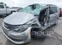 2021 Chrysler VOYAGER фото
