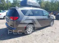 2021 Chrysler VOYAGER фото