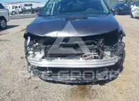 2021 Chrysler VOYAGER фото
