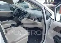 2021 Chrysler VOYAGER фото