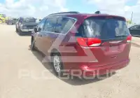 2021 Chrysler VOYAGER photo