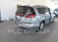 2021 Chrysler PACIFICA photo