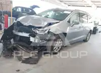 2021 Chrysler PACIFICA photo