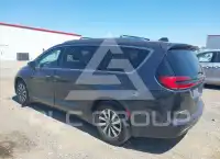 2021 Chrysler PACIFICA photo