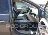 2021 Chrysler PACIFICA photo