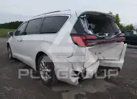 2021 Chrysler PACIFICA photo