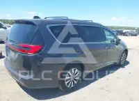 2021 Chrysler PACIFICA photo