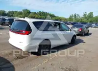 2021 Chrysler PACIFICA photo