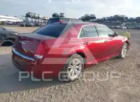 2021 Chrysler 300 photo