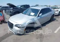 2021 Chrysler 300 фото