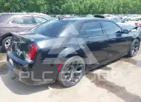 2021 Chrysler 300 фото