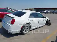 2021 Chrysler 300 photo