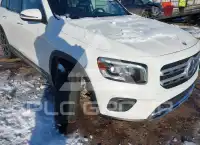 2021 Mercedes Benz GLB 250 фото
