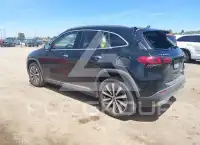 2021 Mercedes Benz GLA 250 фото