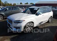 2021 Volvo XC90 photo