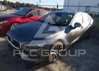 2021 Volvo S60 фото