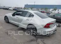 2021 Volvo S60 фото