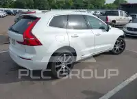 2021 Volvo XC60 photo