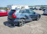 2021 Volvo XC60 фото