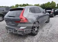 2021 Volvo XC60 photo