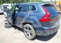 2021 Volvo XC60 фото