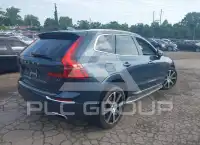2021 Volvo XC60 фото