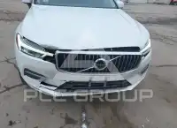 2021 Volvo XC60 фото