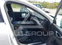 2021 Volvo XC60 photo