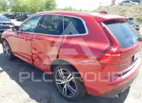 2021 Volvo XC60 фото