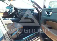 2021 Volvo XC60 фото