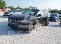2021 Volvo XC90 фото