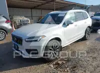 2021 Volvo XC90 photo