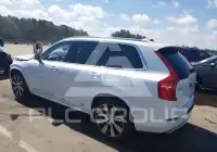 2021 Volvo XC90 photo