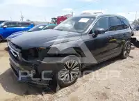 2021 Volvo XC90 фото