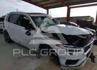 2021 Volvo XC90 photo
