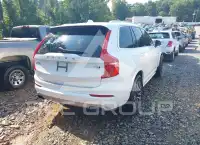 2021 Volvo XC90 фото