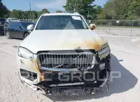 2021 Volvo XC90 photo