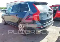 2021 Volvo XC90 photo