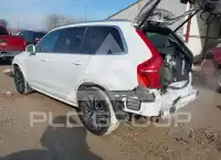 2021 Volvo XC90 photo