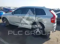 2021 Volvo XC90 фото